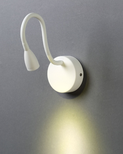 Бра Crystal Lux MOVI A AP3W LED WH фото 2 Бра Crystal Lux MOVI A AP3W LED WH фото 2